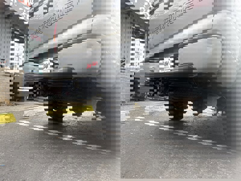 Used 2001 Chevrolet Silverado 2500 4x4 Crew Cab image 7