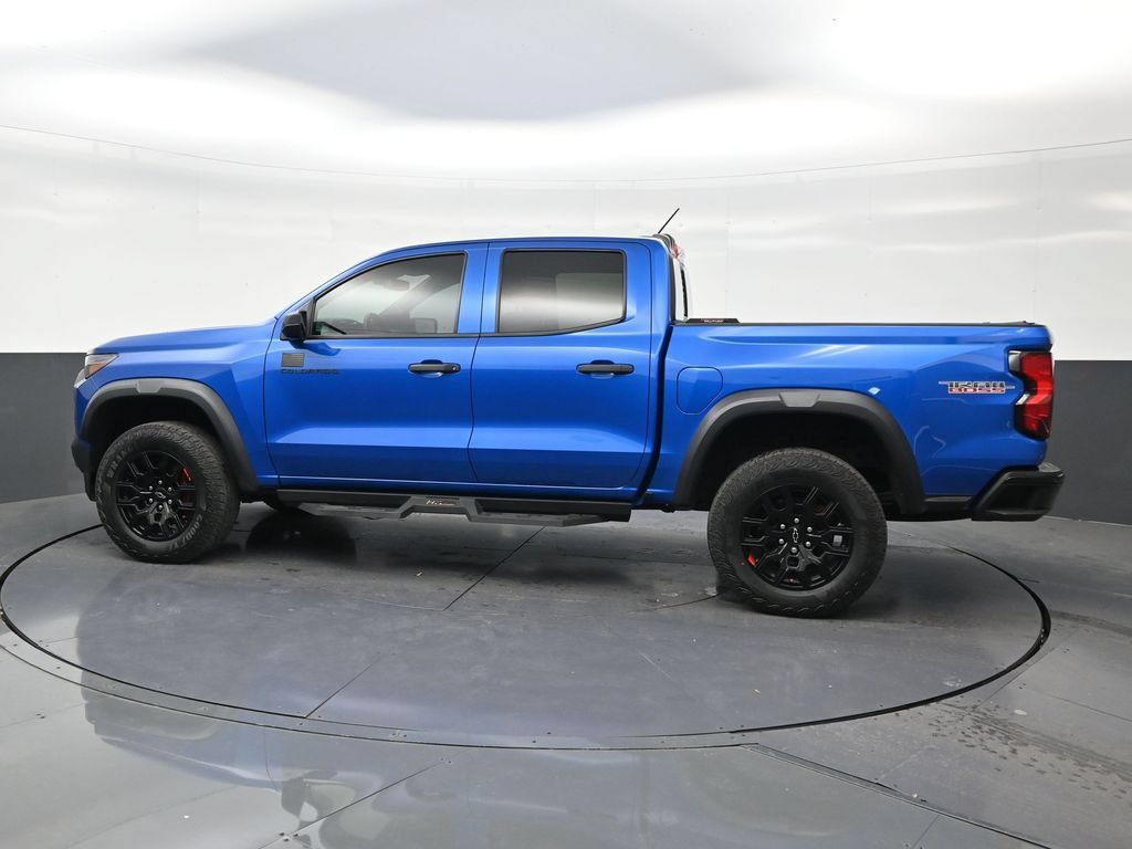 Used 2023 Chevrolet Colorado Trail Boss w/ Advanced Trailering Package AWD/4WD image 2