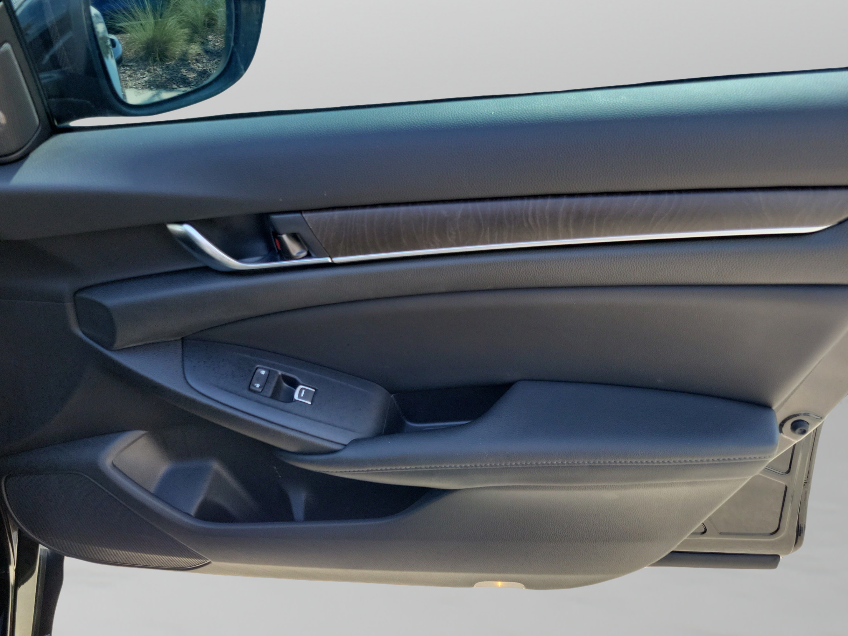 Used 2021 Honda Accord EX-L image 26