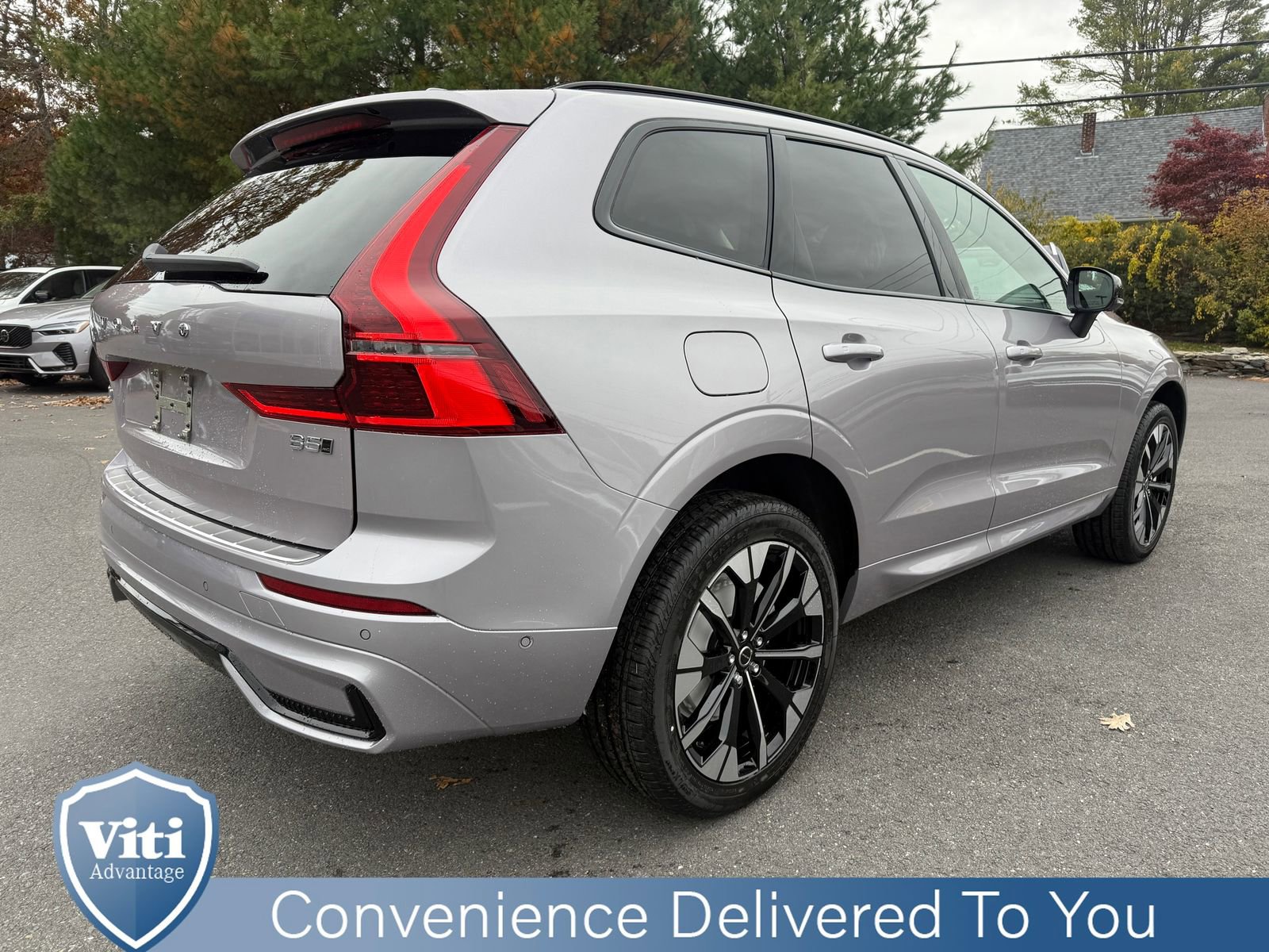 New 2026 Volvo XC60 B5 Plus w/ Protection Package Premier image 8