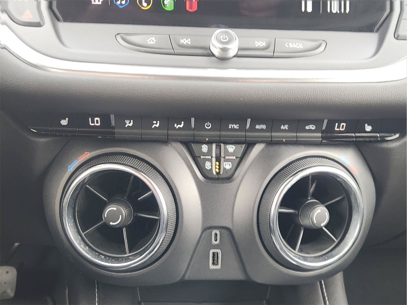 Certified 2026 Chevrolet Blazer LT FWD image 19