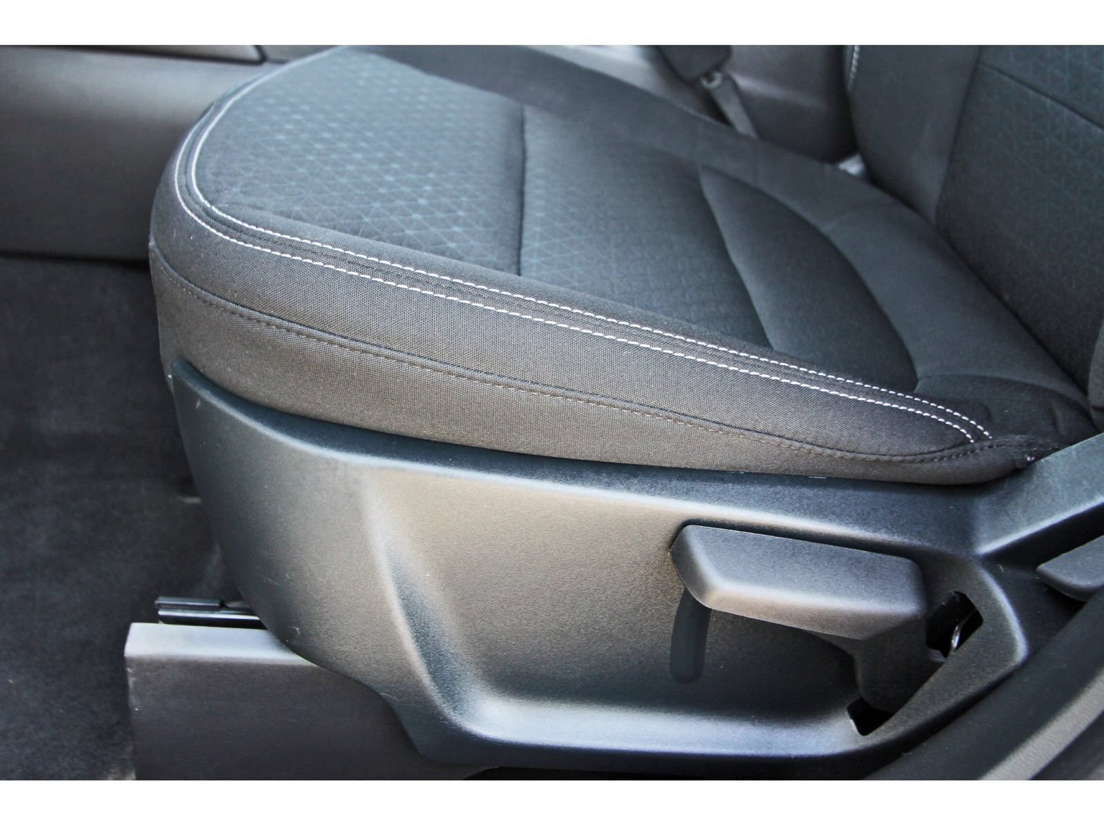 Used 2025 Ford Escape Active FWD image 30