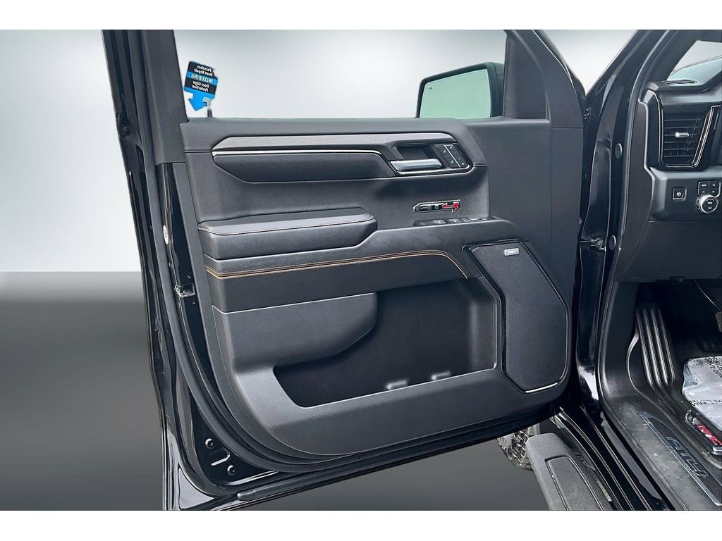 Used 2024 GMC Sierra 1500 AT4 w/ Technology Package image 18