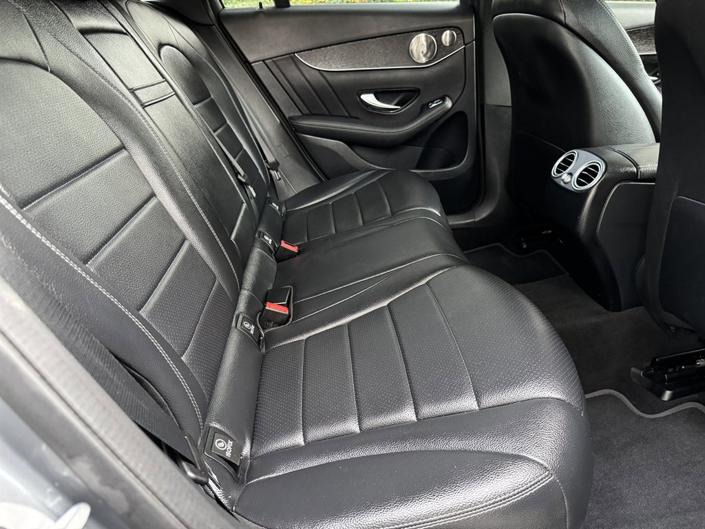 Used 2021 Mercedes-Benz GLC 300 4MATIC w/ AMG Line image 48