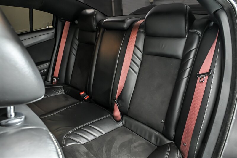 Used 2022 Dodge Charger SRT Hellcat w/ Carbon/Suede Interior Package RWD image 19