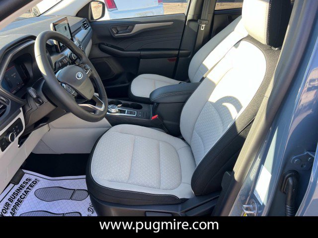 New 2025 Ford Escape Active w/ Cold Weather Package image 9