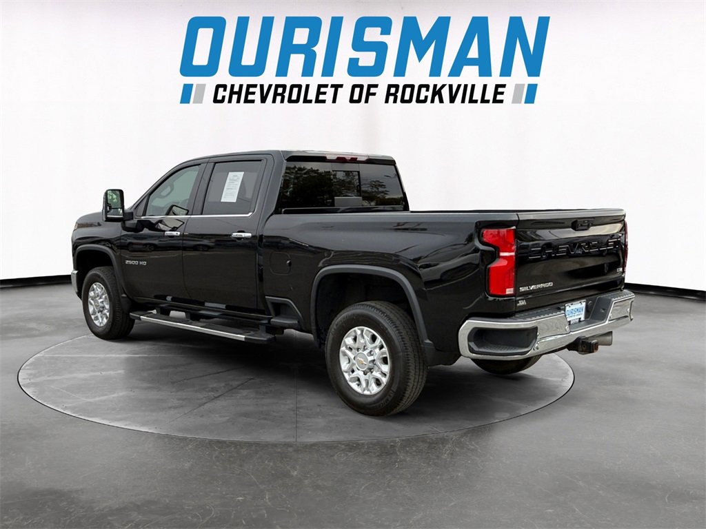 Used 2024 Chevrolet Silverado 2500 LTZ w/ LTZ Plus Package image 4