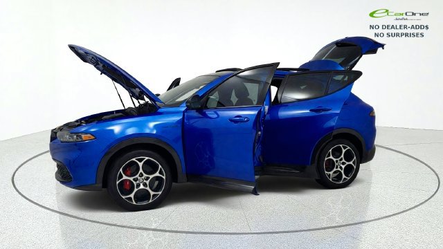 Used 2024 Alfa Romeo Tonale Veloce w/ Active Assist Package AWD/4WD image 15