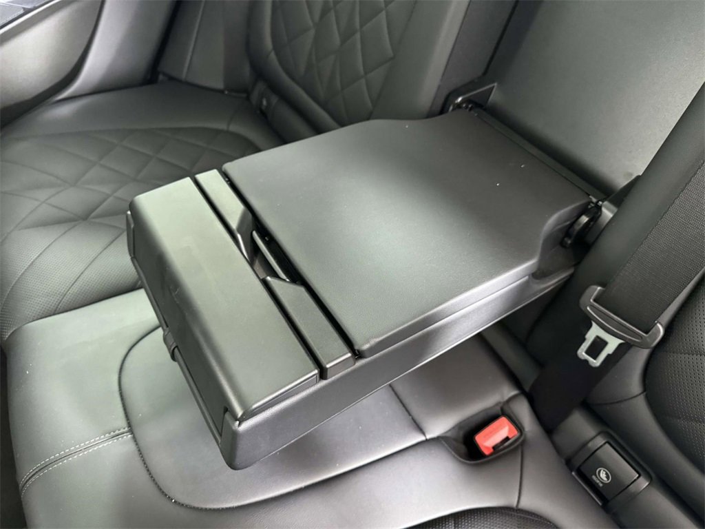 Used 2023 BMW X5 xDrive40i w/ Premium Package image 34