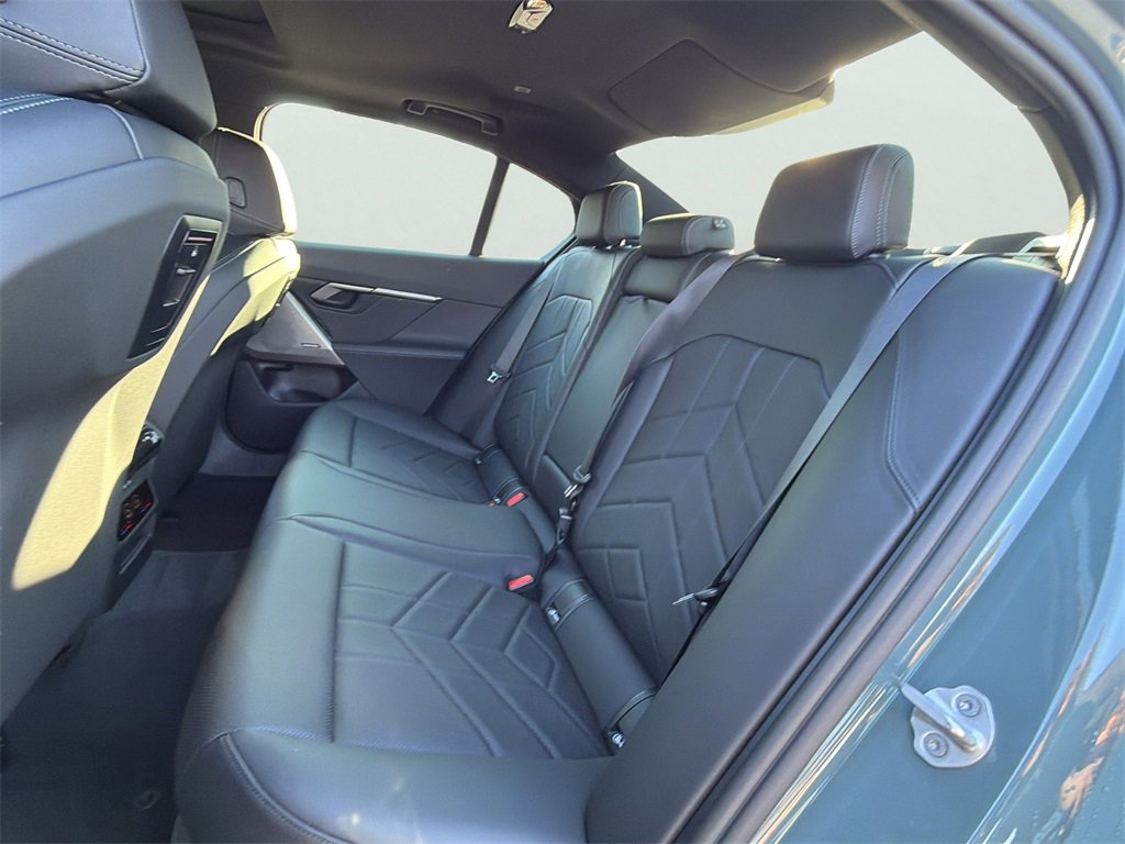 Used 2026 BMW 540i xDrive image 7