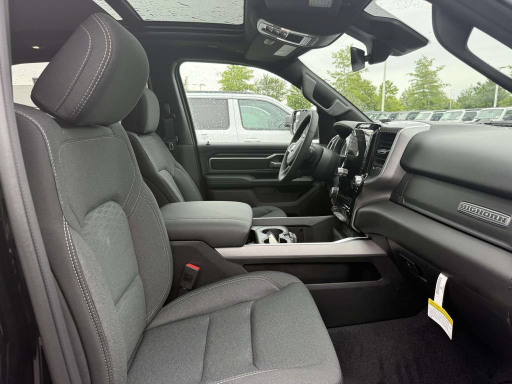 New 2026 RAM 1500 Big Horn AWD/4WD image 15