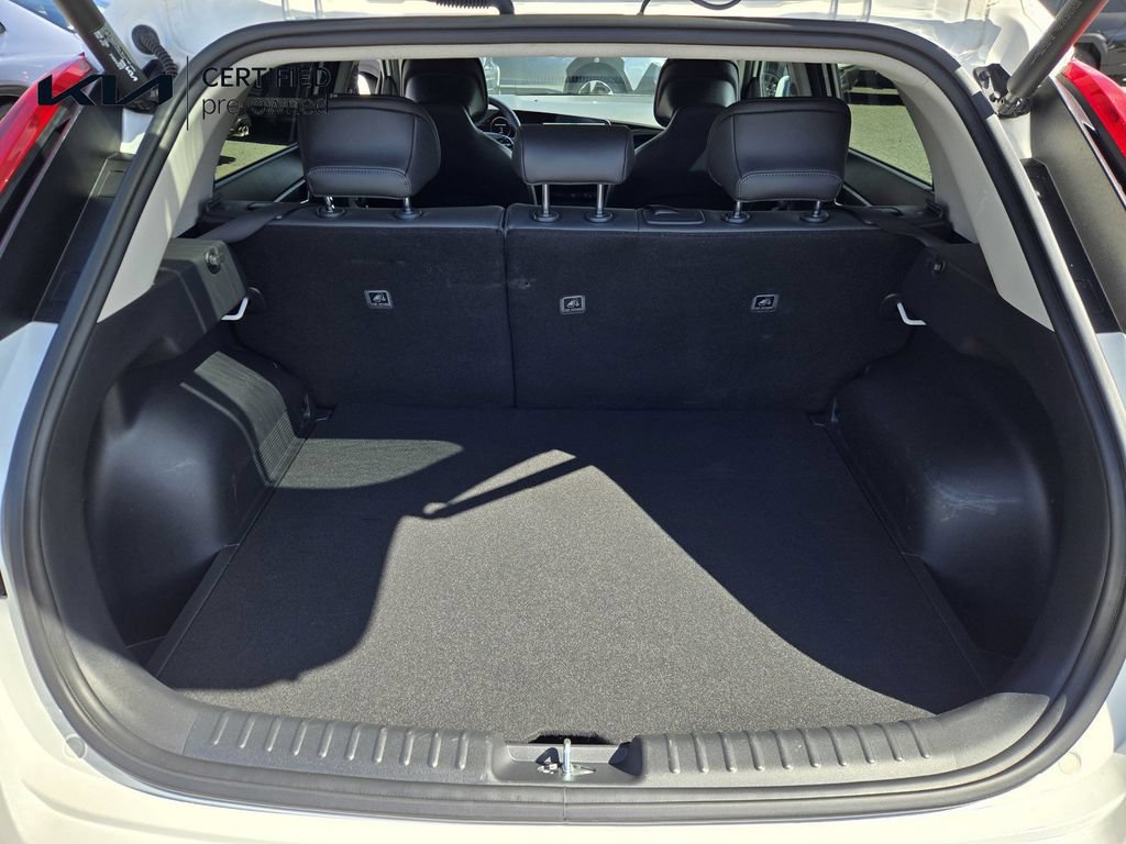 Certified 2024 Kia Niro Wind FWD image 28