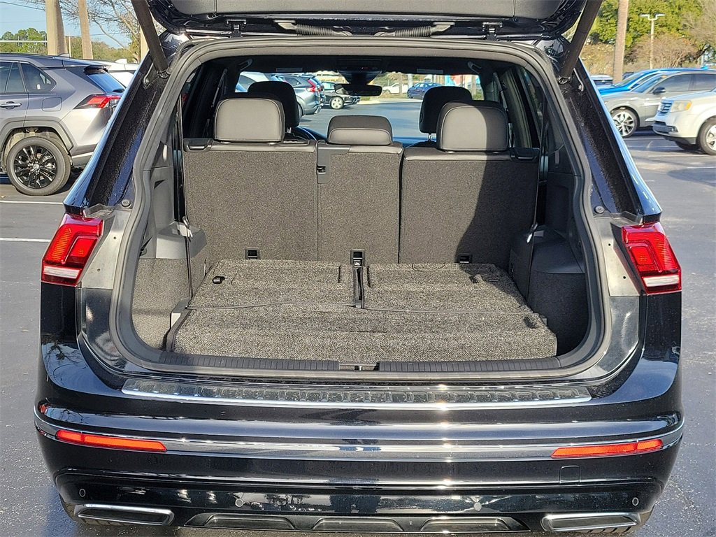 Used 2020 Volkswagen Tiguan SEL Premium R-Line w/ 3rd Row Seat Package image 11