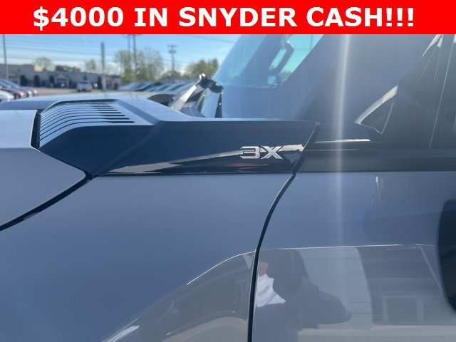 New 2025 GMC Hummer EV 3X w/ LPO, Sport Package image 7