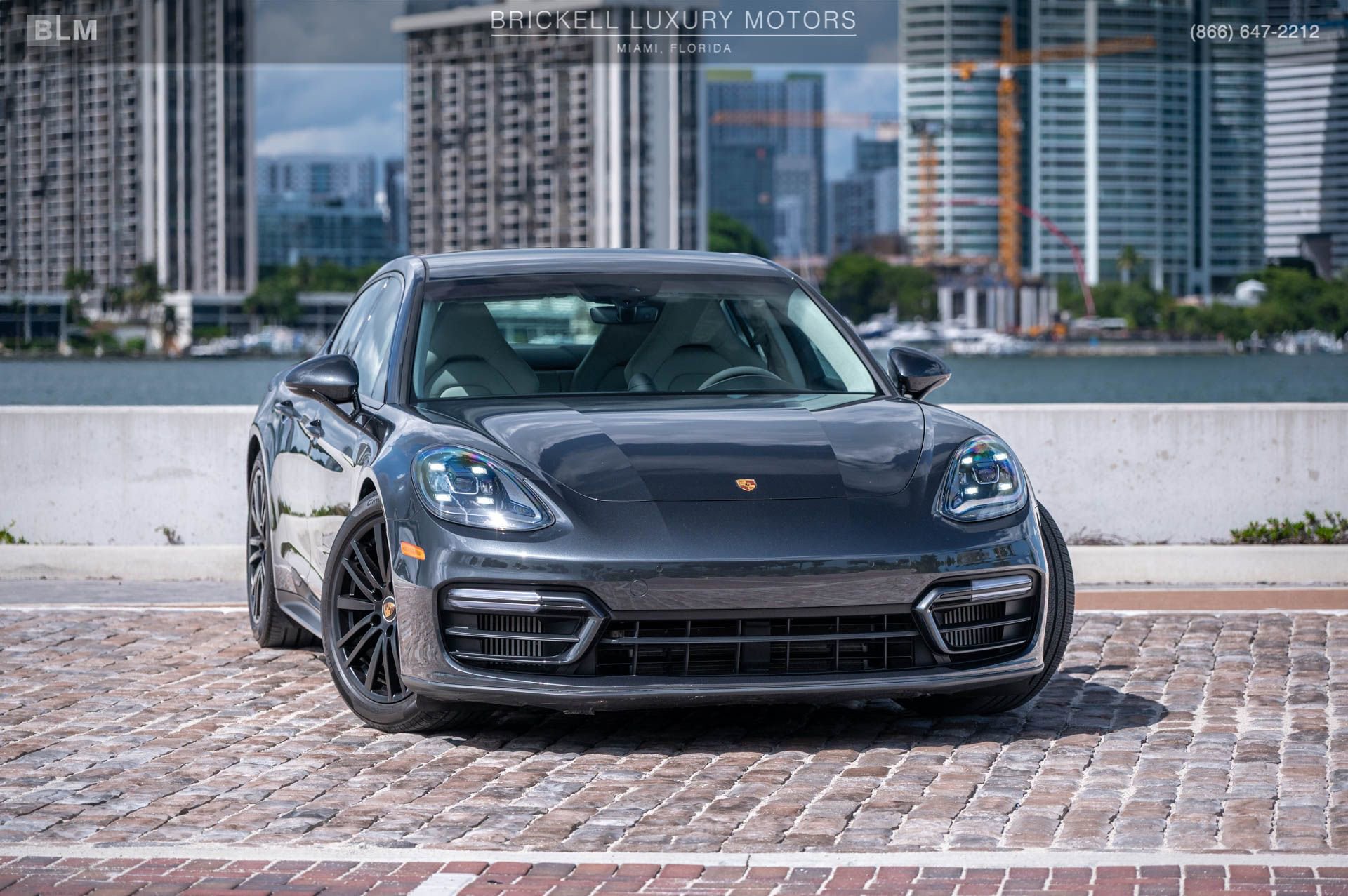 Used 2022 Porsche Panamera GTS image 2