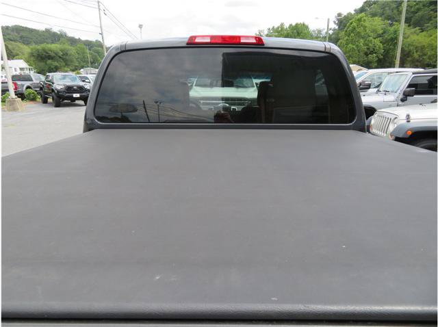 Used 2012 Nissan Frontier SV w/ SV Premium Utility Pkg AWD/4WD image 3