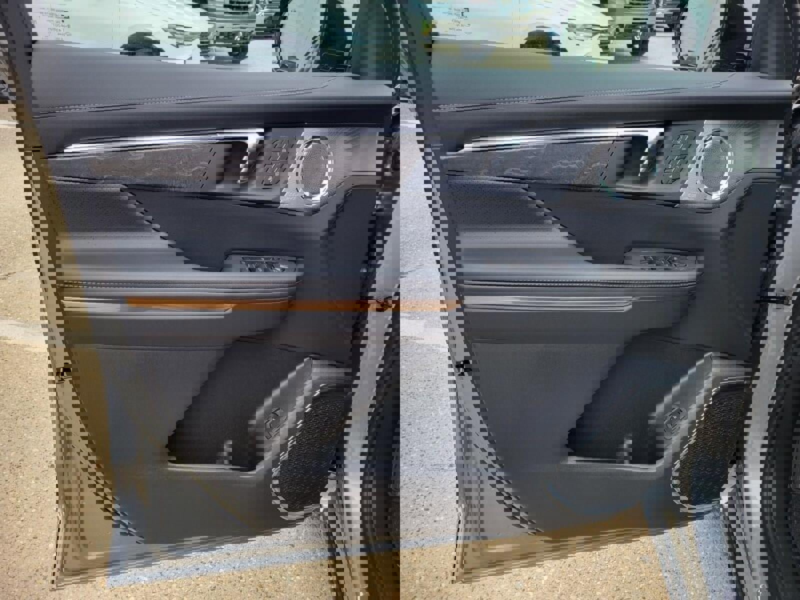 New 2025 Buick Enclave Avenir w/ Super Cruise Package FWD image 27