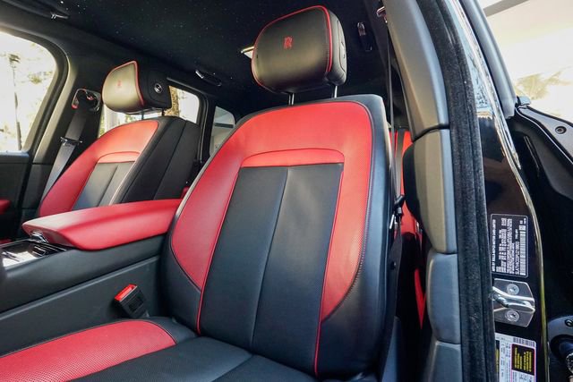 Used 2023 Rolls-Royce Cullinan w/ Cullinan Package image 54
