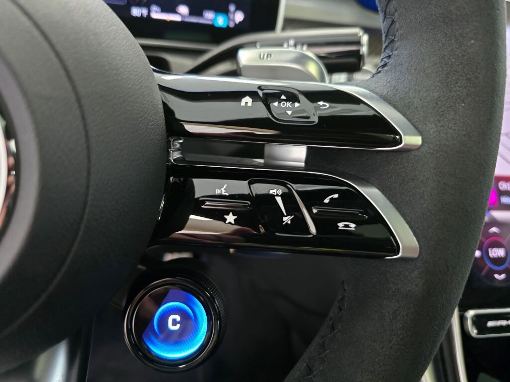 Used 2024 Mercedes-Benz C 63 AMG S image 35