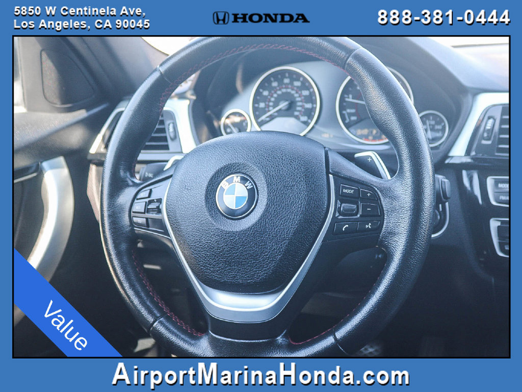 Used 2017 BMW 330i Sedan RWD image 4