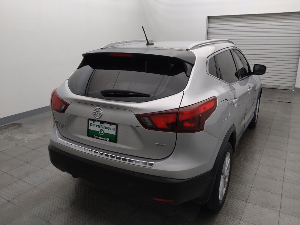 Used 2018 Nissan Rogue Sport SV FWD image 7