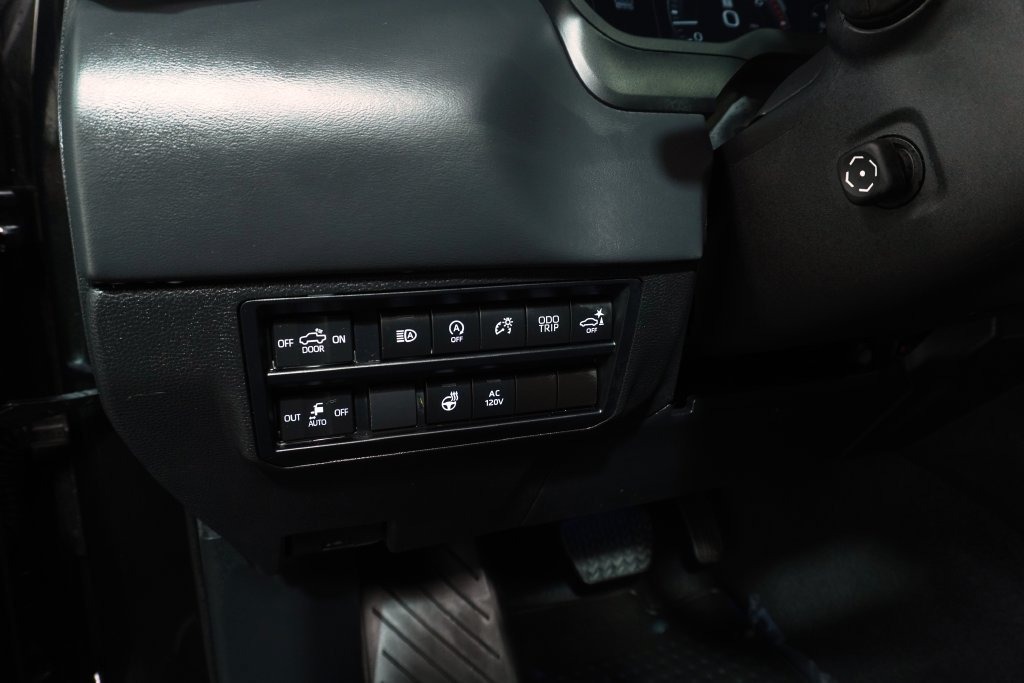 Used 2023 Toyota Tundra Platinum AWD/4WD image 25