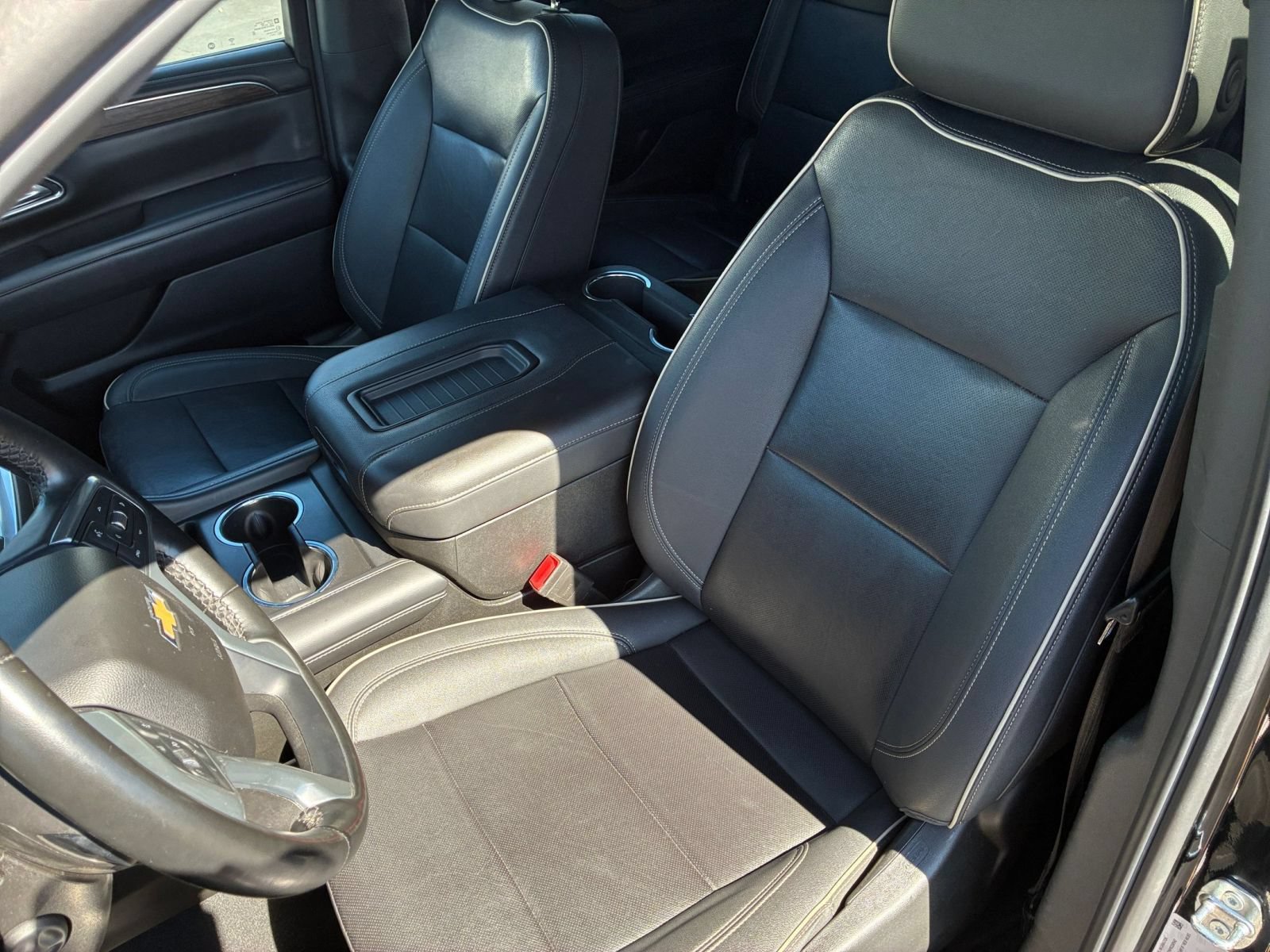 Used 2023 Chevrolet Tahoe Premier AWD/4WD image 35