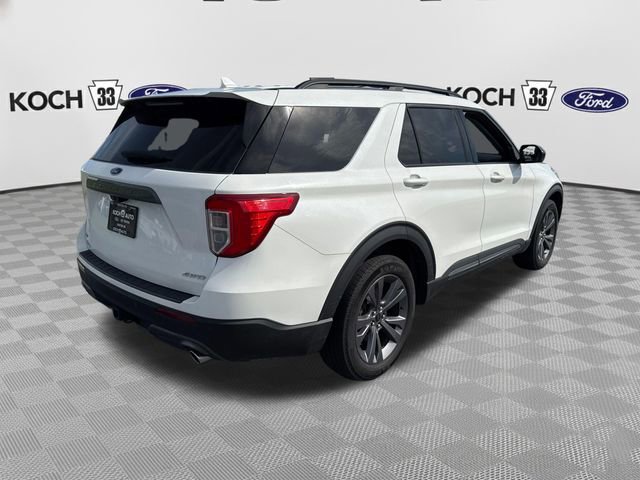 Used 2023 Ford Explorer XLT w/ Equipment Group 202A AWD/4WD image 8