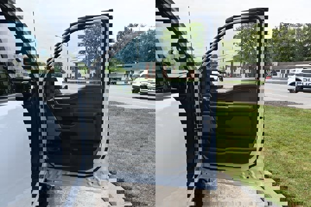 Used 2022 Ford F150 XLT w/ Equipment Group 302A High image 18