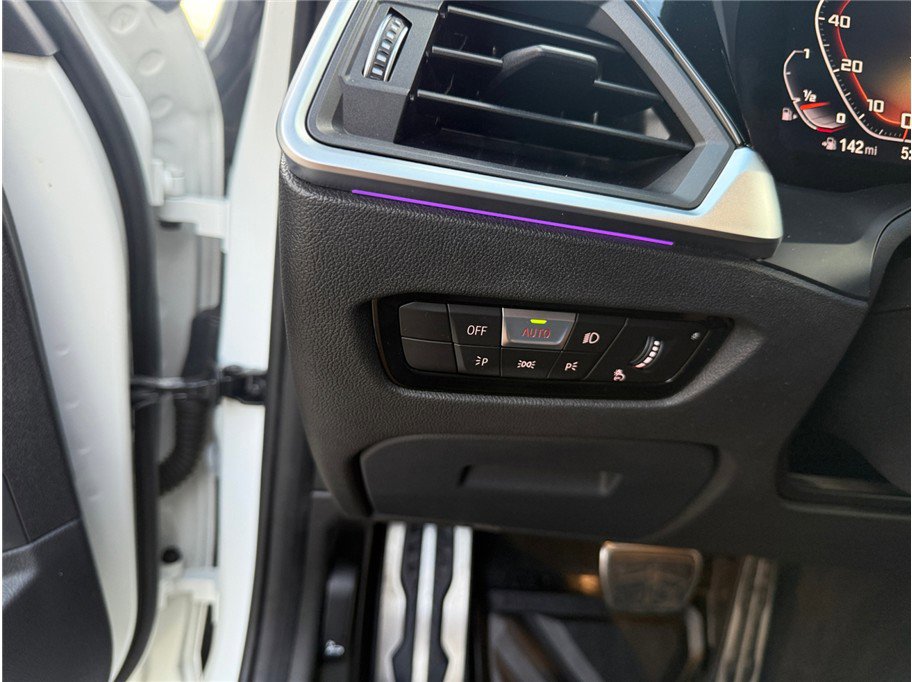 Used 2020 BMW M340i w/ Parking Assistance Package image 27