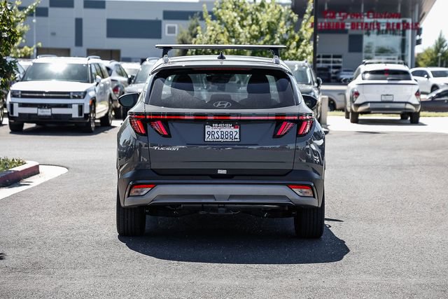 Certified 2025 Hyundai Tucson Limited FWD image 4