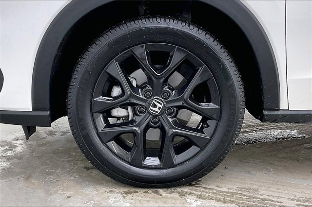 Certified 2023 Honda HR-V Sport image 10