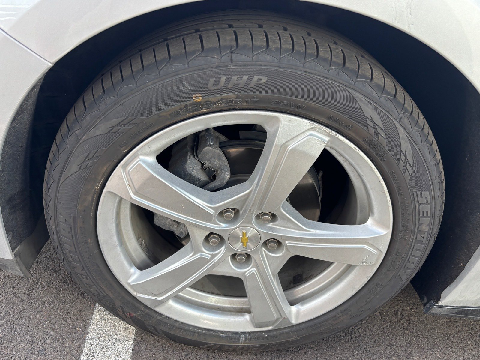 Used 2016 Chevrolet Volt LT w/ Comfort Package FWD image 6
