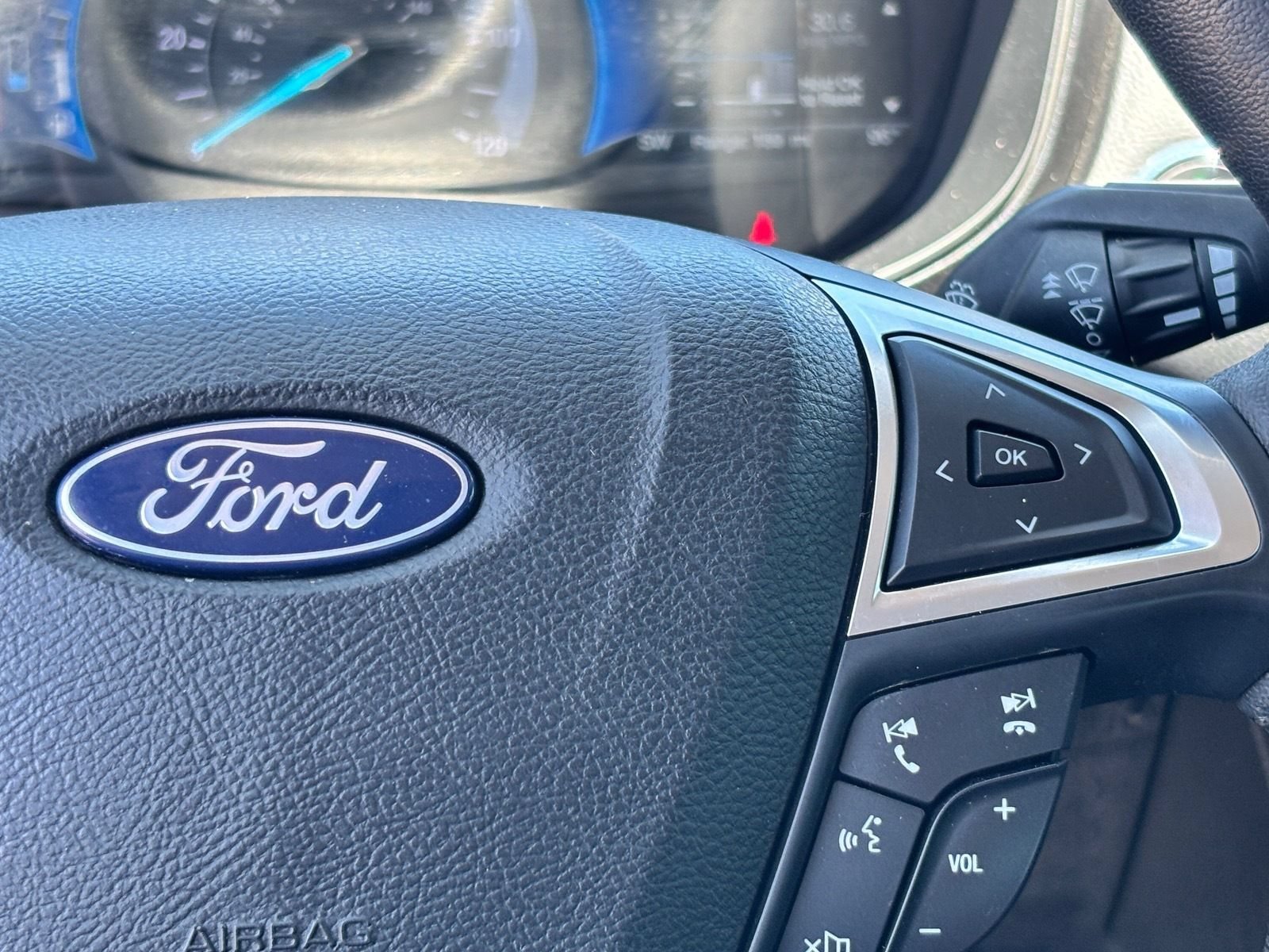 Used 2018 Ford Fusion SE w/ Equipment Group 601A FWD image 20