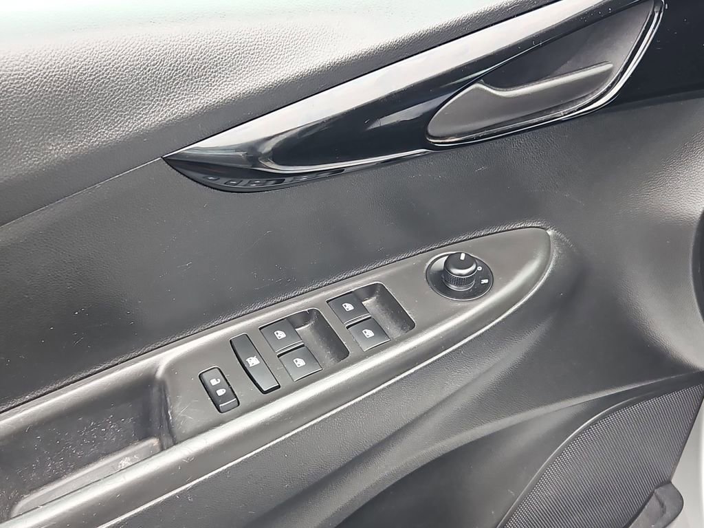 Used 2021 Chevrolet Spark LT FWD image 11