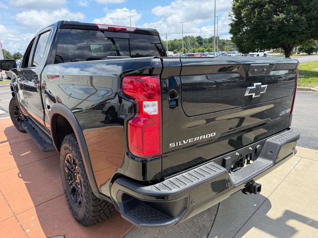 Used 2026 Chevrolet Silverado 1500 ZR2 AWD/4WD image 4