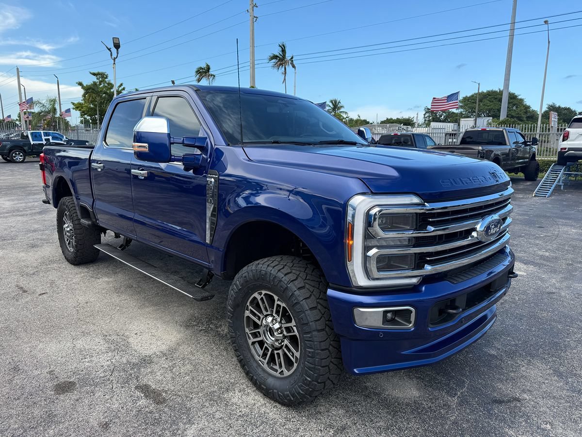 Used 2026 Ford F250 Platinum w/ Platinum Plus Package AWD/4WD image 2