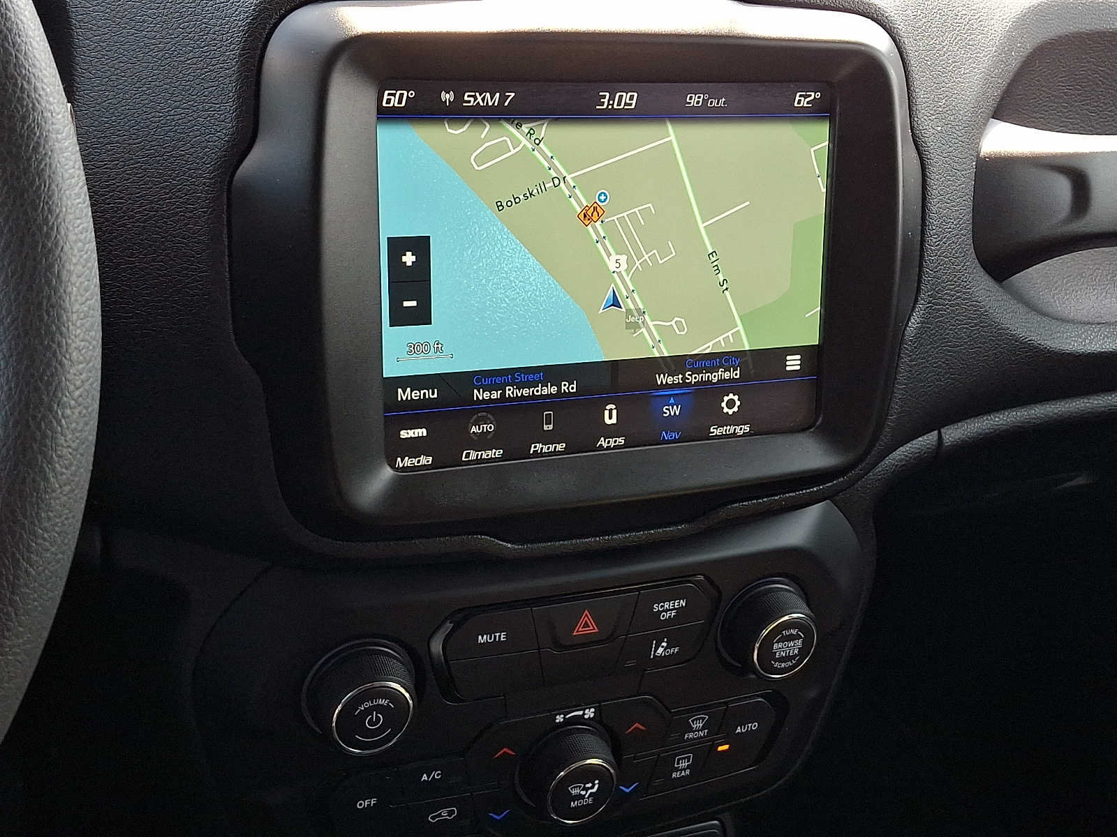 Certified 2023 Jeep Renegade Latitude AWD/4WD image 16