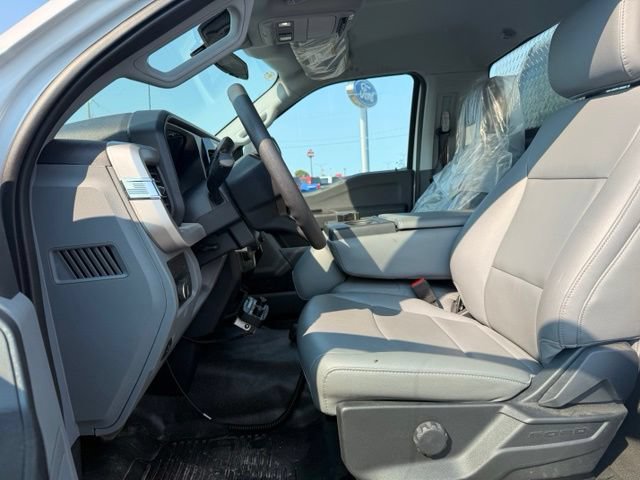 New 2026 Ford F550 4x4 Regular Cab Super Duty image 18