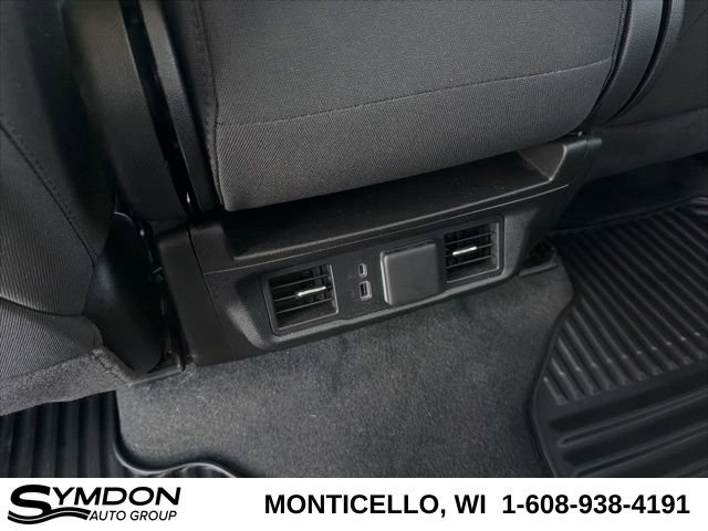 Used 2025 Chevrolet Silverado 1500 LT image 18