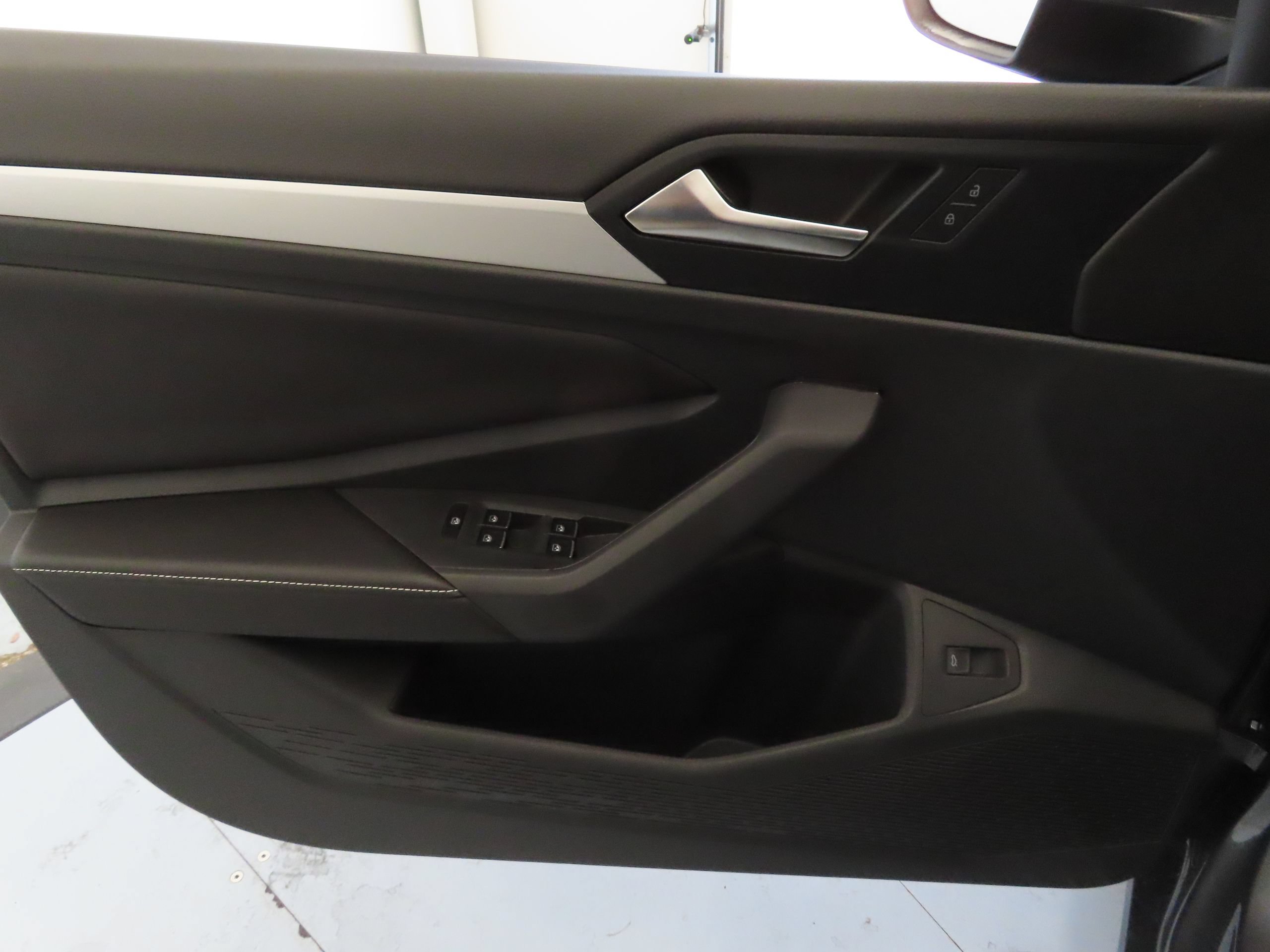 New 2026 Volkswagen Jetta Sport FWD image 10