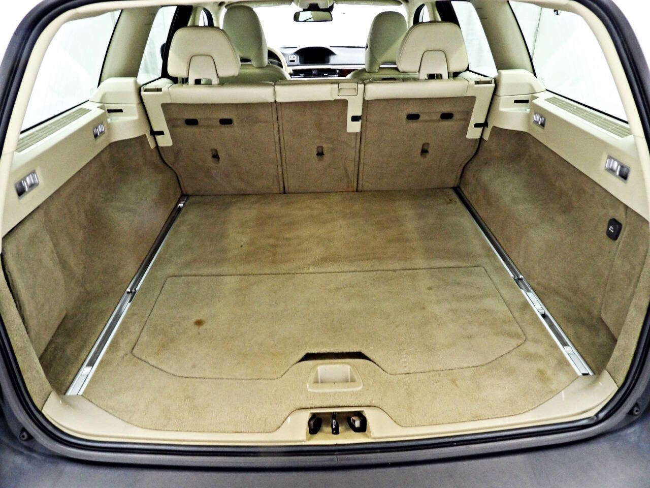 Used 2015 Volvo XC70 T5 Premier Plus image 13