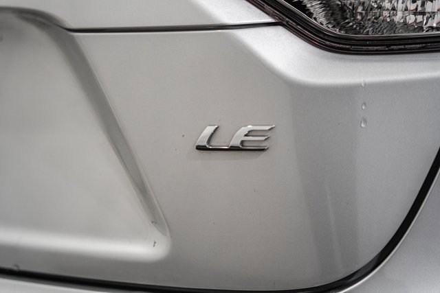 Used 2024 Toyota Corolla LE image 7