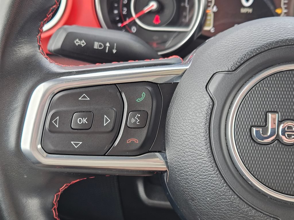 Used 2022 Jeep Wrangler Rubicon AWD/4WD image 32