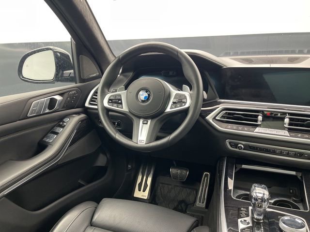 Used 2022 BMW X7 M50i w/ Dynamic Handling Package image 19