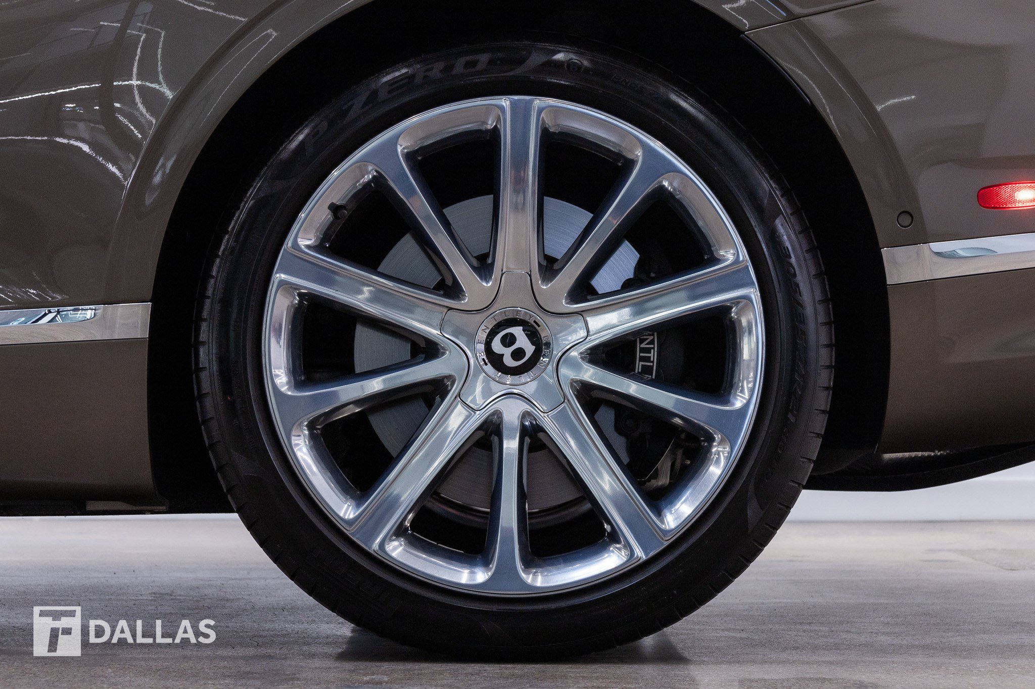 Used 2020 Bentley Continental GT AWD/4WD image 7
