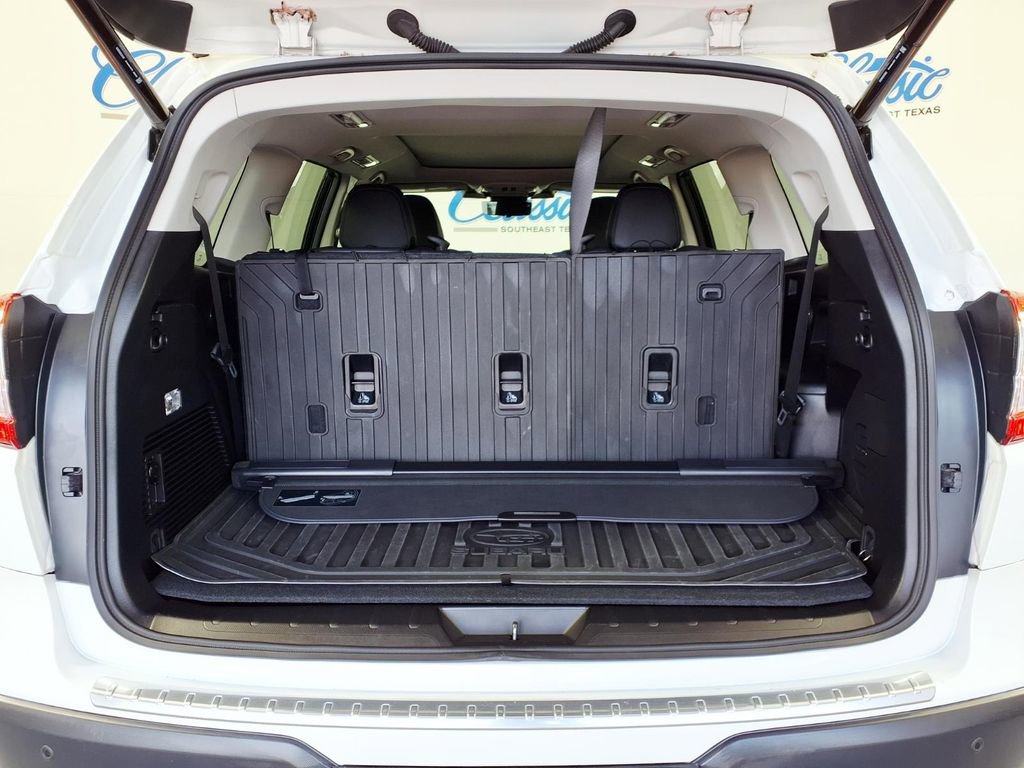 Used 2024 Subaru Ascent Touring image 10