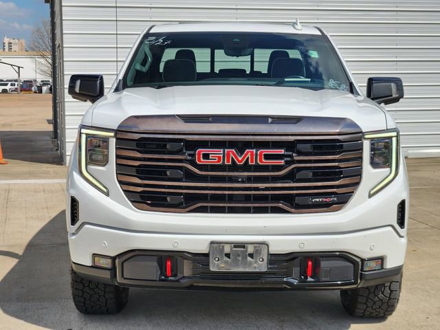 Used 2023 GMC Sierra 1500 AT4X image 2