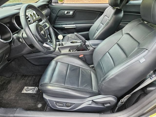Used 2020 Ford Mustang GT w/ GT Performance Package RWD image 7