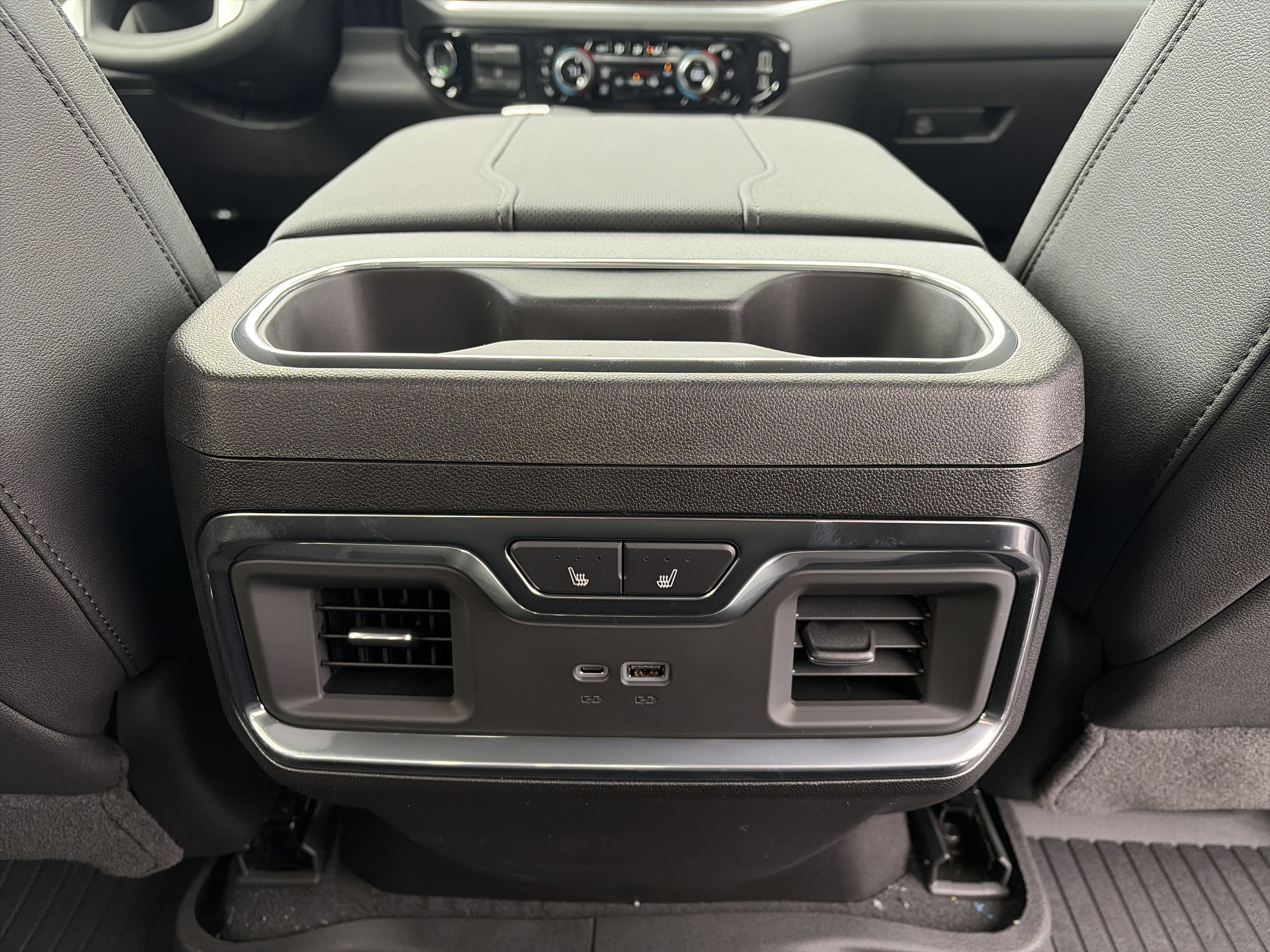 New 2026 Chevrolet Silverado 1500 LTZ w/ LTZ Premium Package image 17